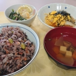 カレイと赤米ご飯