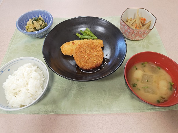 ささみフライとハムカツ...