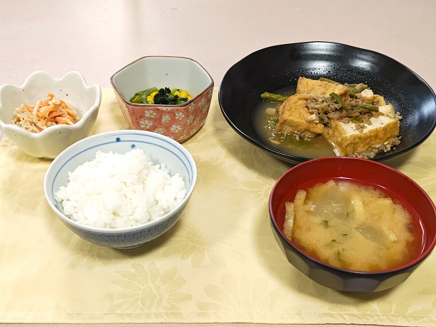 舞茸と厚揚げの生姜炒め...